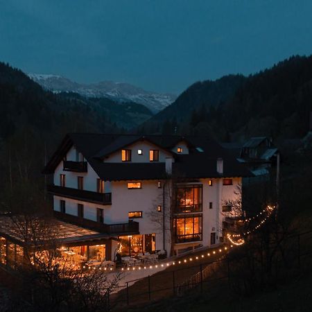 Pension Conacul Vanatorului Моечиу-де-Сус Экстерьер фото